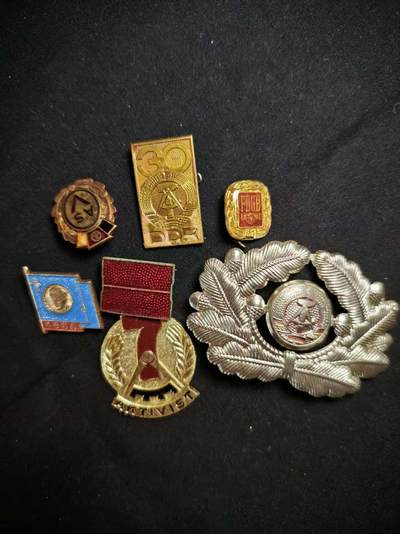 罗岚⭐爱藏⭐甄选专拍第三场-分享拍场赚佣（实体店在建中···） - 民主德国勋赏一组（工会80年荣誉会员 建国30奖章）