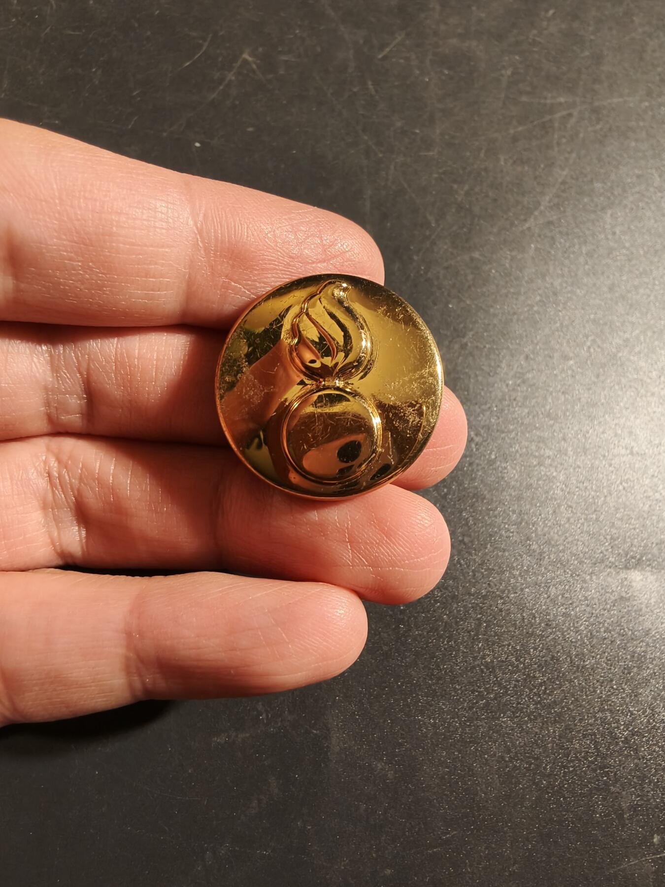 老王徽章第172期 美国陆军军械兵领章