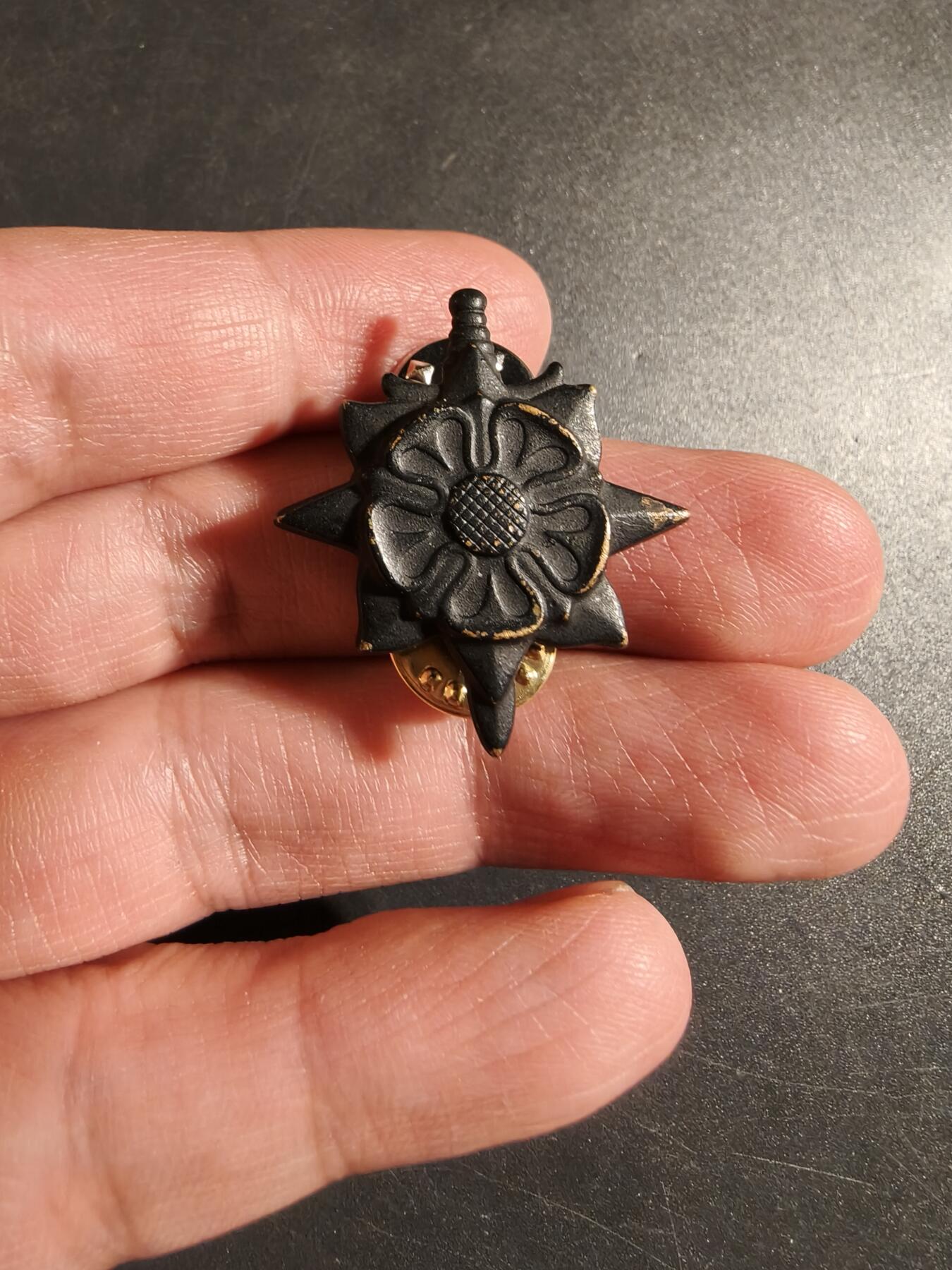 老王徽章第172期 美国陆军军事情报部门军官领章     带厂标