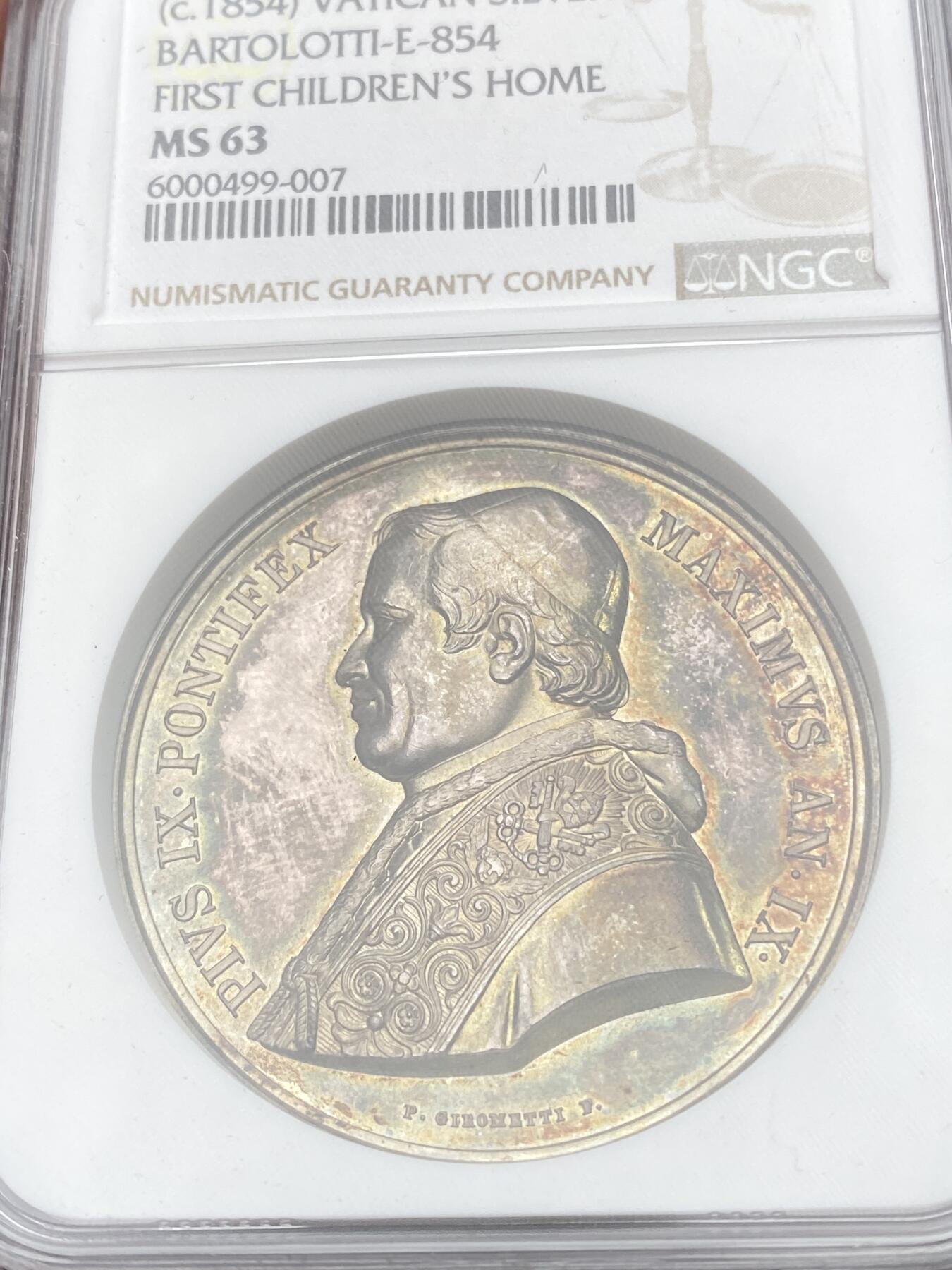 万国钱币拍卖第058期（万国新年大拍） NGC MS63 1854年梵蒂冈教皇国庇护九世纪念在罗马设立教宗幼稚园纪念大银章 高浮雕晚霞彩极美 耶稣和蔼的为小孩童送上祝福 