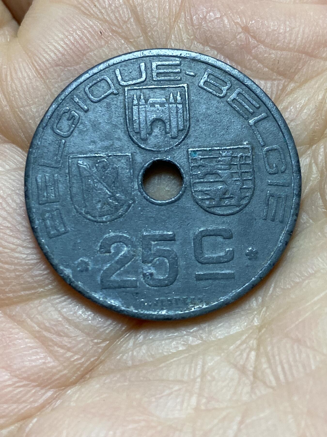 2025年第一百四十三场(总第一百六十九场）外国好品散币场(免佣金) 比利时🇧🇪1942年25分(二战德国占领时期，左法语右荷语版)