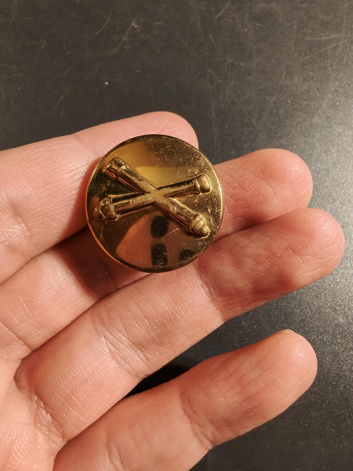 老王徽章第172期 美国炮兵领章