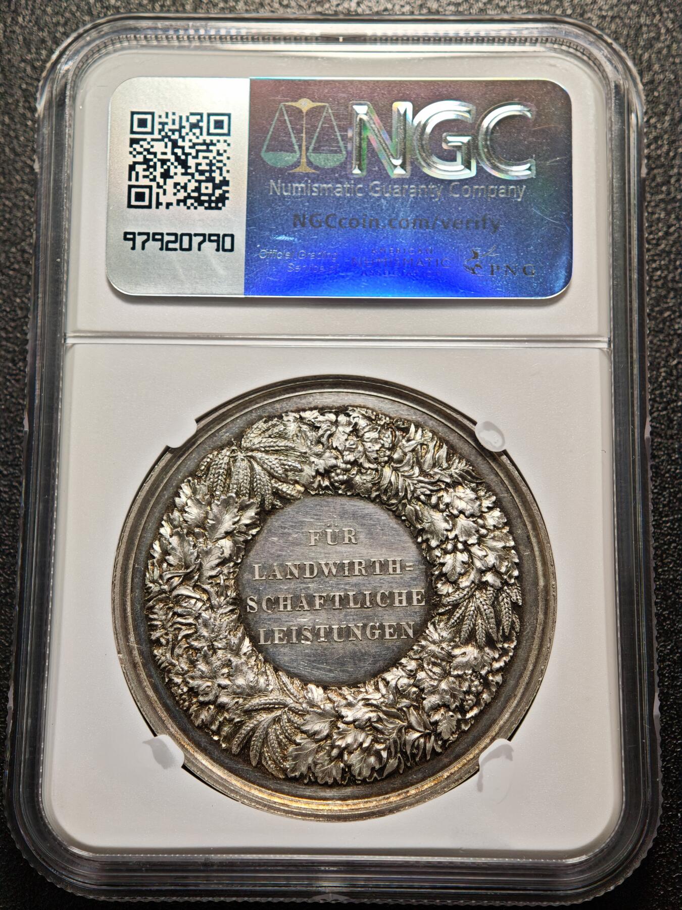 【德藏】世界币章拍卖第159期(元旦专场拍卖) 19世纪 德国勃兰登堡农业博览会纪念银章 名家LOOS作品 NGC MS62 类镜面底板 浮雕图案精美 细节细致入微