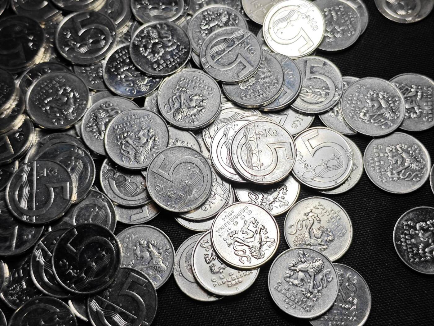 KK钱币收藏小铺 《套币 好品/批量散币专场》  2月预留时间 周末发货  捷克5克朗142枚一组