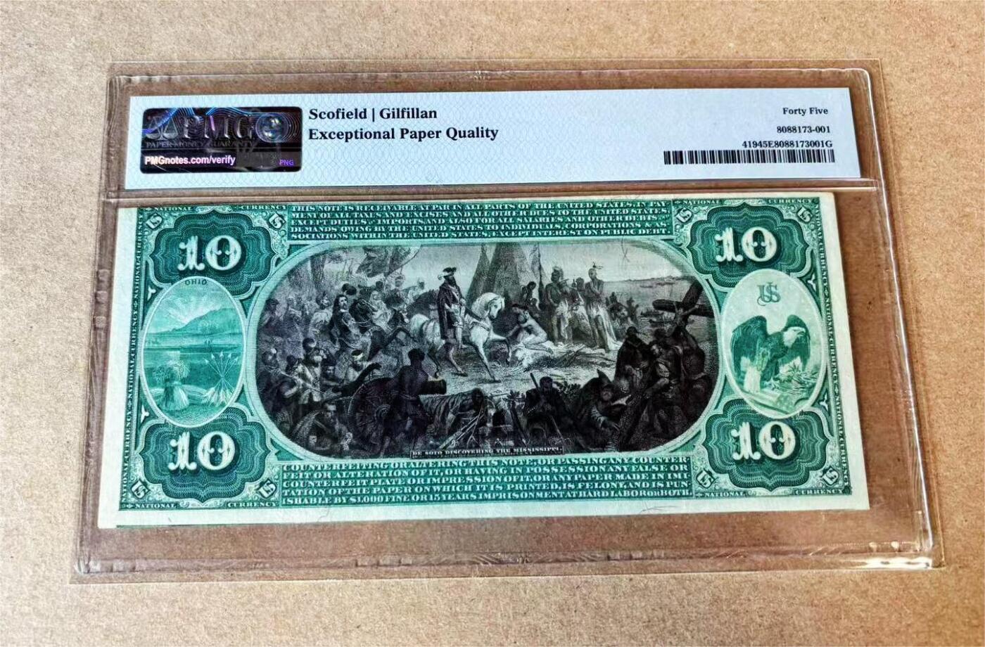 【Blue Auction】世界纸币精拍第769期——18级TOP拍卖/信誉/品质/专业/高效💫 美国 俄亥俄州哥伦布银行 1875年10美金 早期国民券 小银行存世量很少 存世9张中的1张 大票幅设计 PMG45EPQ 原票状态佳 正面为富兰克林经典的风筝实验、雄鹰及手握闪电的自由女神 背面为经典大场景油画《发现密西西比河》 这张手签大气 油墨凹凸感非常好 拿在手上气场十足非常吸引人 如今该年份国民券好品很少出现 非1882版可比拟的