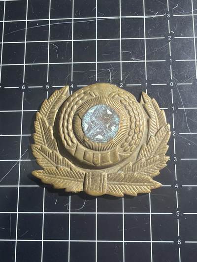 古冰库章牌勋赏收藏0起拍卖 - 朝鲜铜帽徽