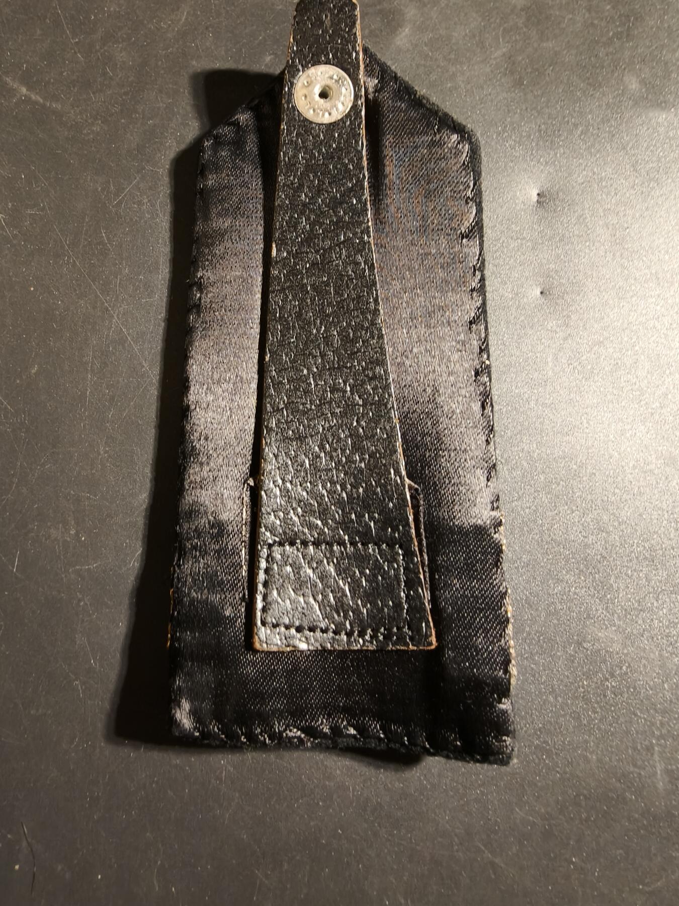 老王徽章第172期 美国海军上尉肩章