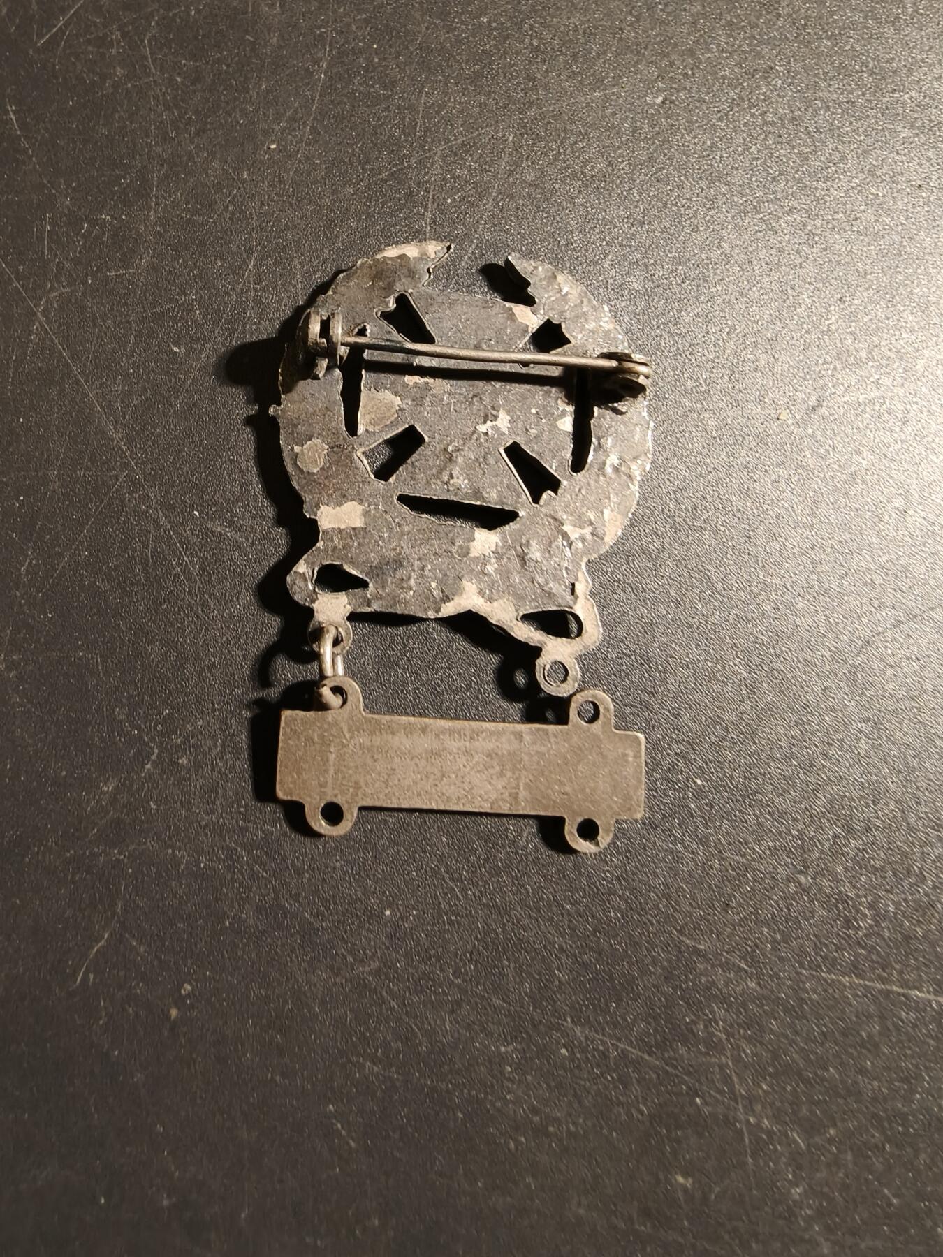 老王徽章第172期 美国陆军神射手技能章     步枪勋条     二战时期横针版