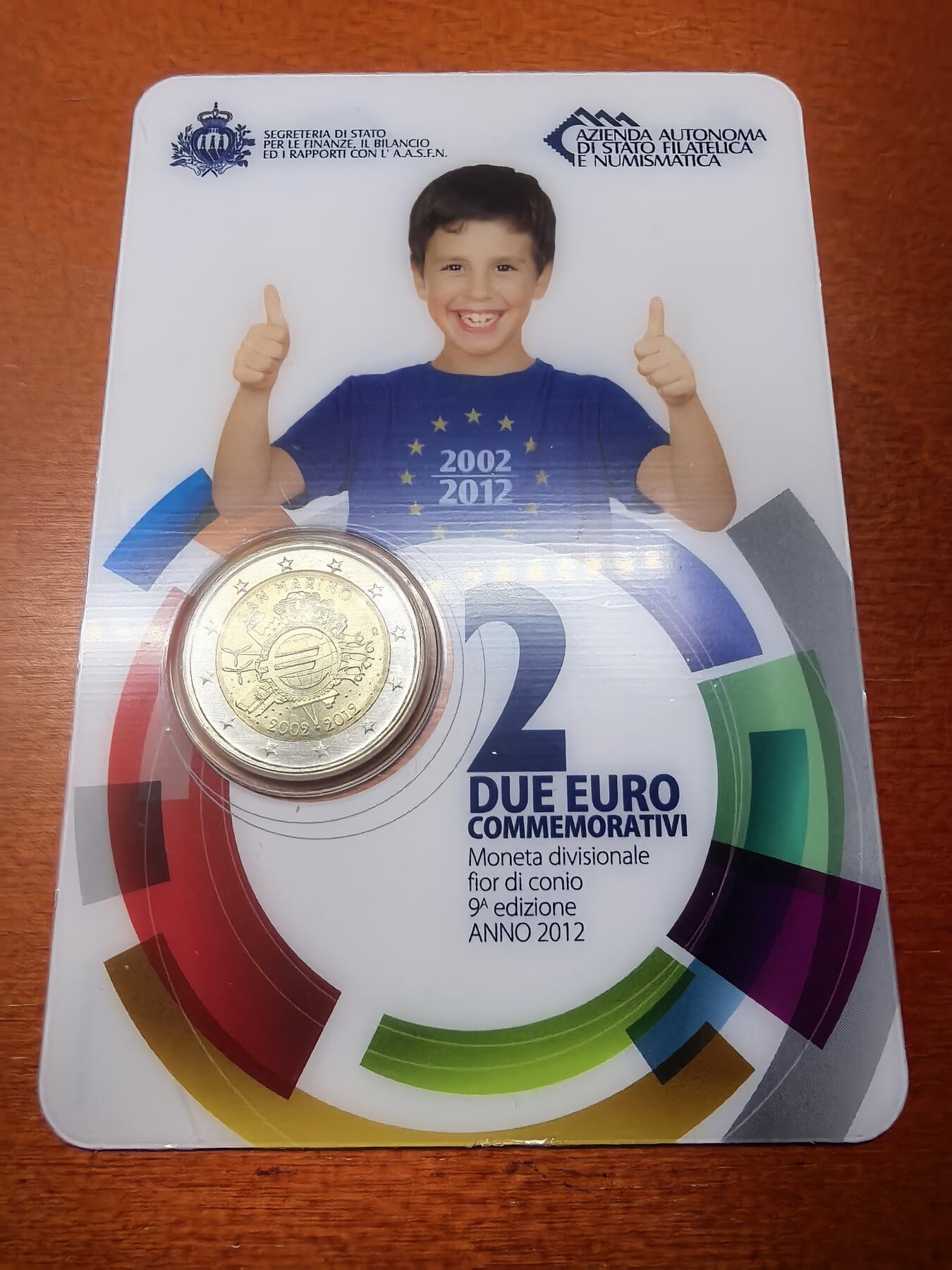 长老汇蛇年精选第八十八场拍卖 2012圣马力诺欧元象征2欧元双金属币卡装，克书标价45美金