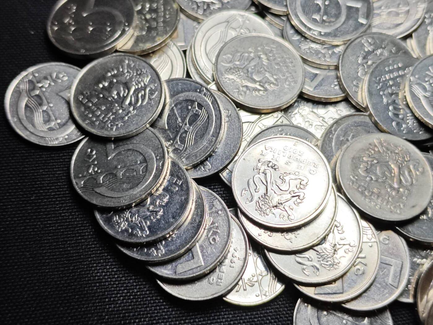 KK钱币收藏小铺 《套币 好品/批量散币专场》  2月预留时间 周末发货  捷克5克朗142枚一组