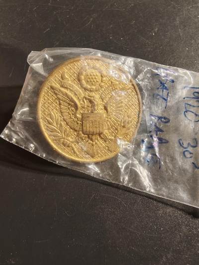 老王徽章第172期 - 美国陆军大檐帽帽徽     二战前版本