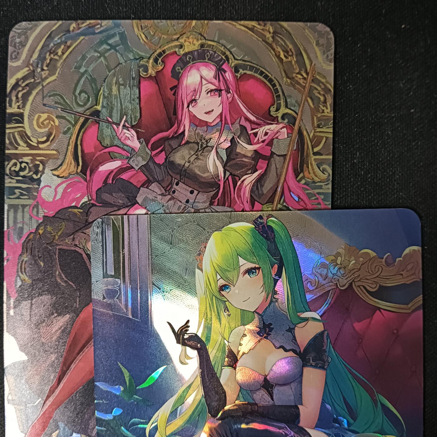 花开卡拍第53期（12月28号周日截拍，品控勿拍!!!拍品不寄存，运费5元，自制卡难免瑕疵，可能存在轻微撞角爆边等出厂瑕疵，品控介意勿拍！） 驴歪歪卡牌 美少女 2张 斜光彩闪