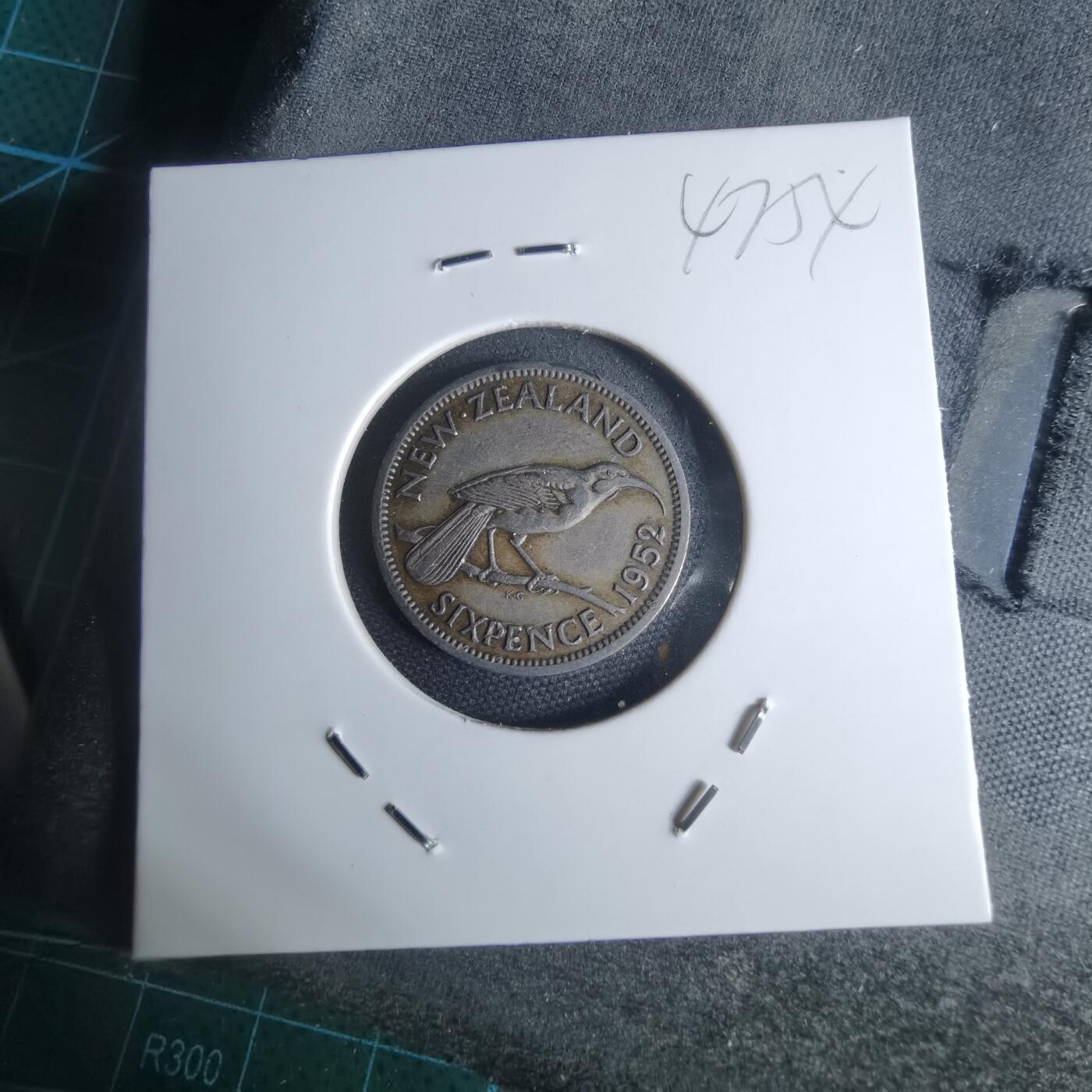 沼泽如烟--第947场 新西兰1952年6便士