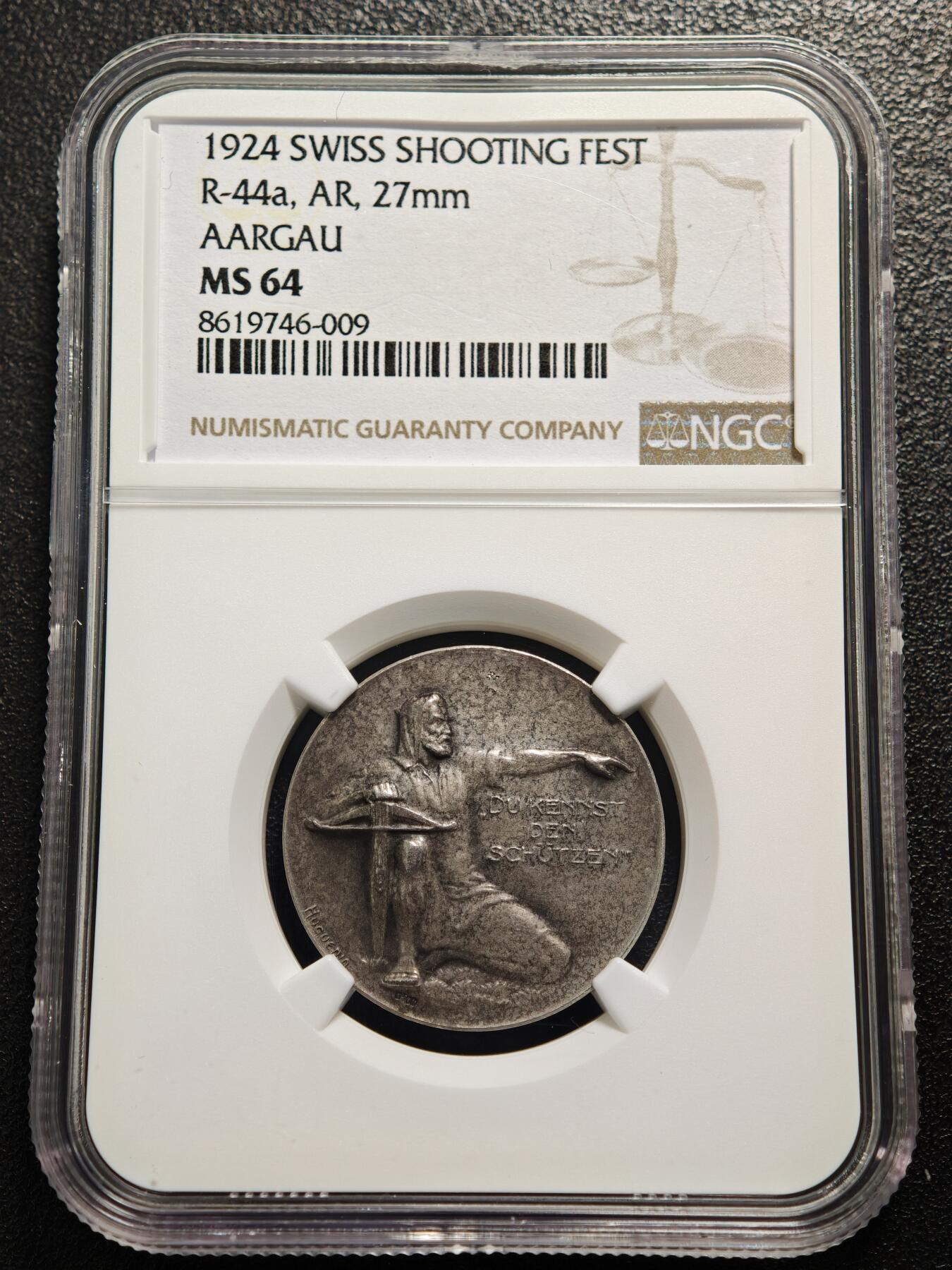 【德藏】世界币章拍卖第159期(元旦专场拍卖) 1924年 瑞士阿尔高州阿劳射击节银章 磨砂质感 鹰徽细腻 整体包浆搭配图案映衬出十足朦胧感 NGC MS64