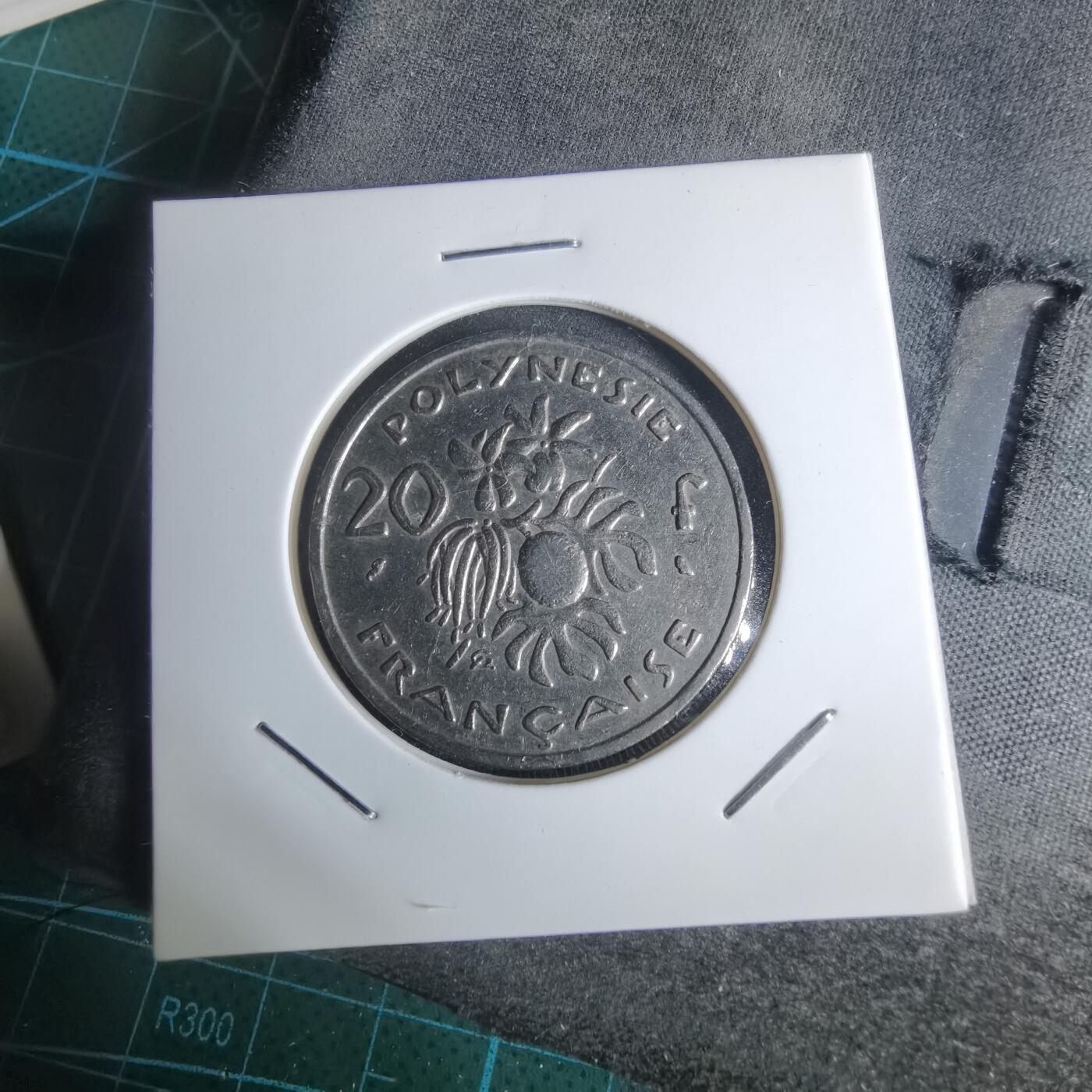 沼泽如烟--第947场 法属波利尼西亚1969年20法郎