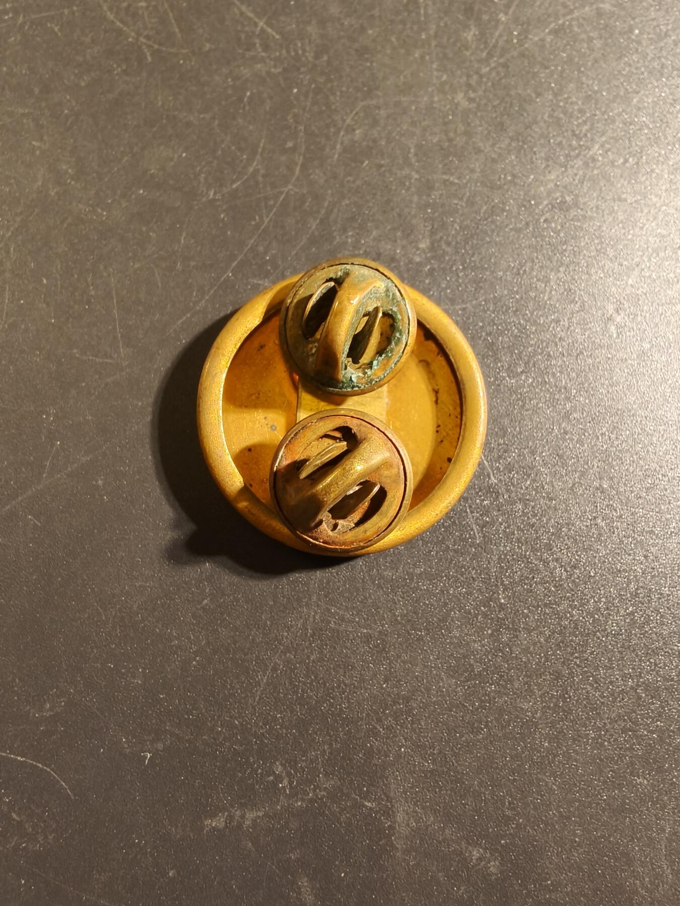 老王徽章第172期 美国陆军军械兵领章