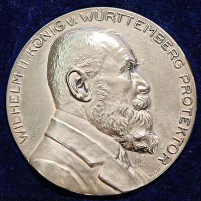 【德藏】世界币章拍卖第159期(元旦专场拍卖) - 1911年 德国符腾堡斯图加特德国烘焙、糕点与相关行业博览会纪念镀银大铜章 直径约：60.3mm；重约：85.7g 带盒