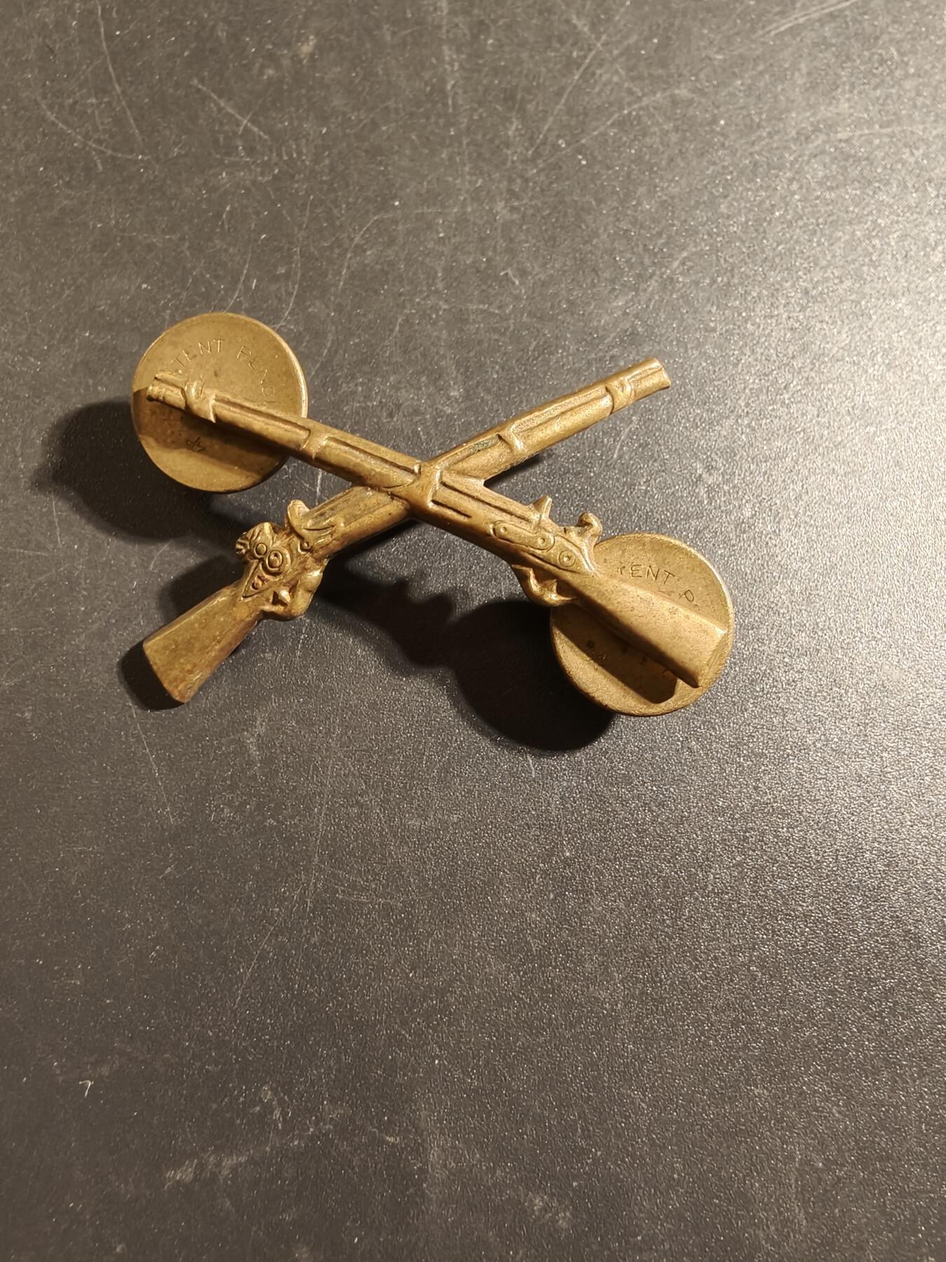 老王徽章第172期 美国陆军步兵领章