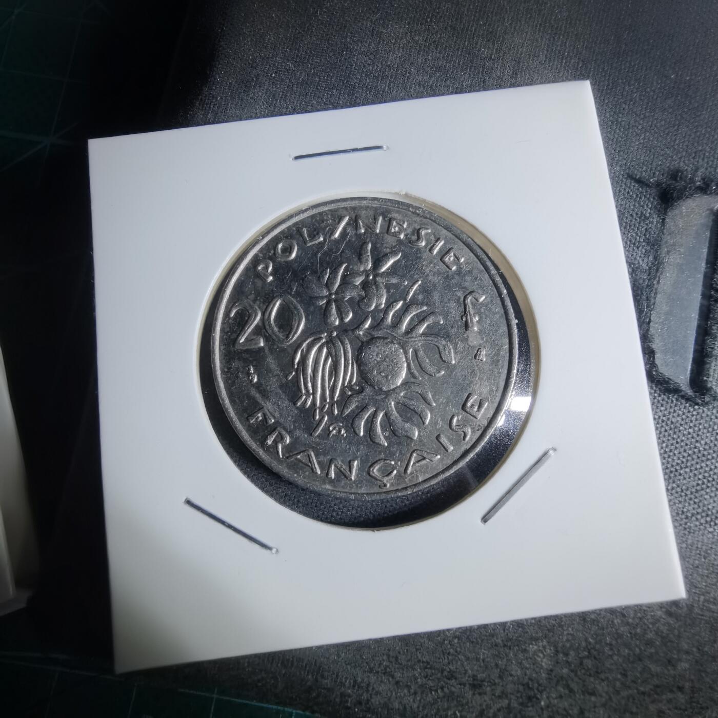 沼泽如烟--第947场 法属波利尼西亚1995年20法郎