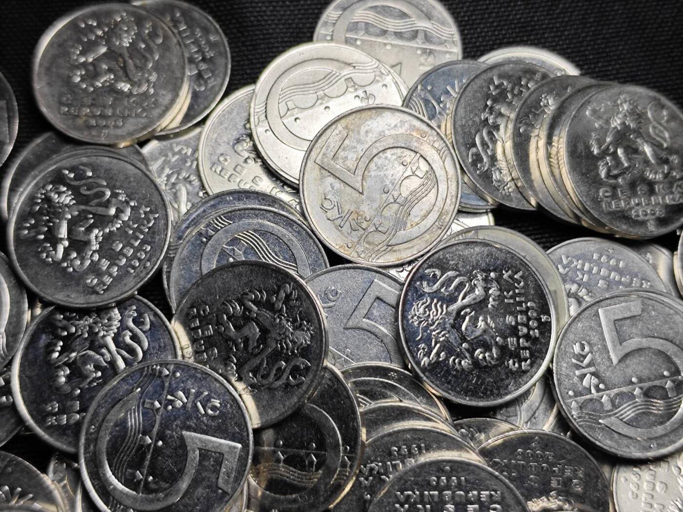 KK钱币收藏小铺 《套币 好品/批量散币专场》  2月预留时间 周末发货  捷克5克朗142枚一组