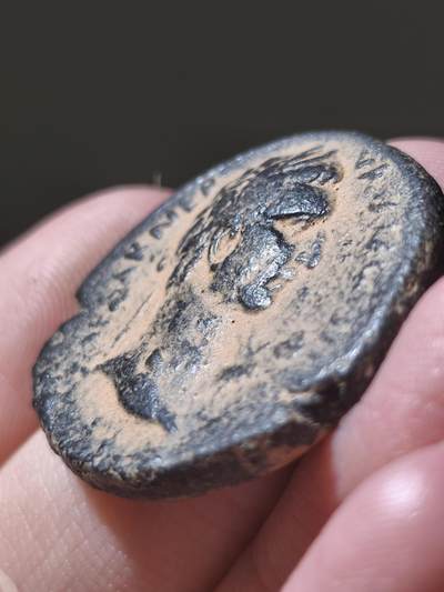 罗马帝国-五贤帝第一名 涅尔瓦 SC - “元老院授权”大铜币15.76g 花环 这种类型铜币可能由中央造币并在地方使用，非常少见的涅尔瓦大铜币，而且很大这一枚，直径最大29毫米