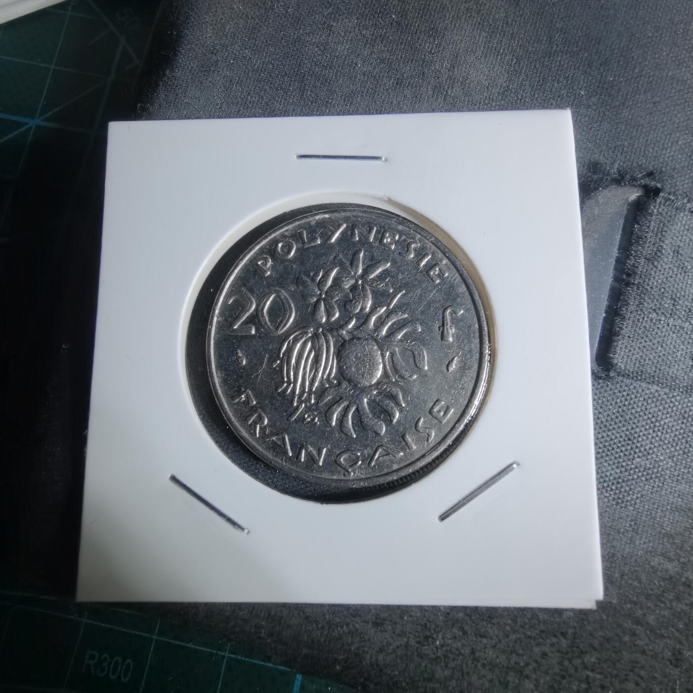 沼泽如烟--第947场 法属波利尼西亚1983年20法郎