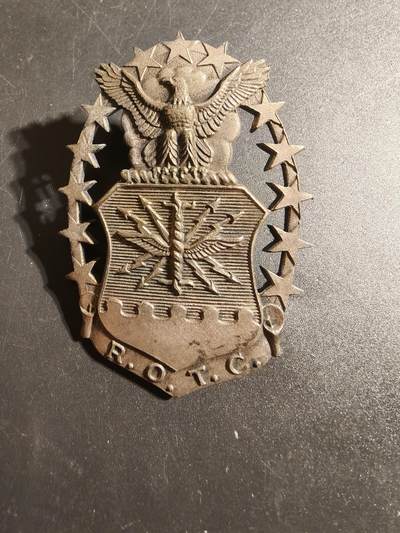 老王徽章第172期 - 美国空军预备军官训练团大檐帽帽徽