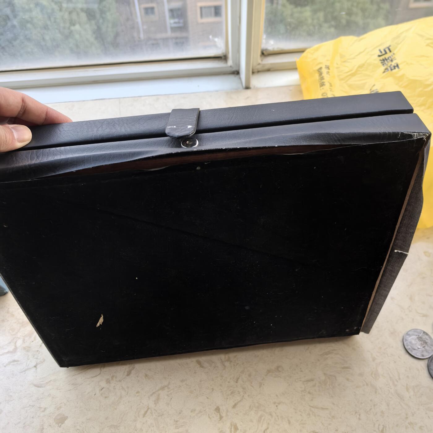 道一币馆币章第一百六十场 盒证 英国伦敦2012年30枚奥运会邮票、10枚纪念徽章，29枚59便士纪念币大全套 底部有点脱胶