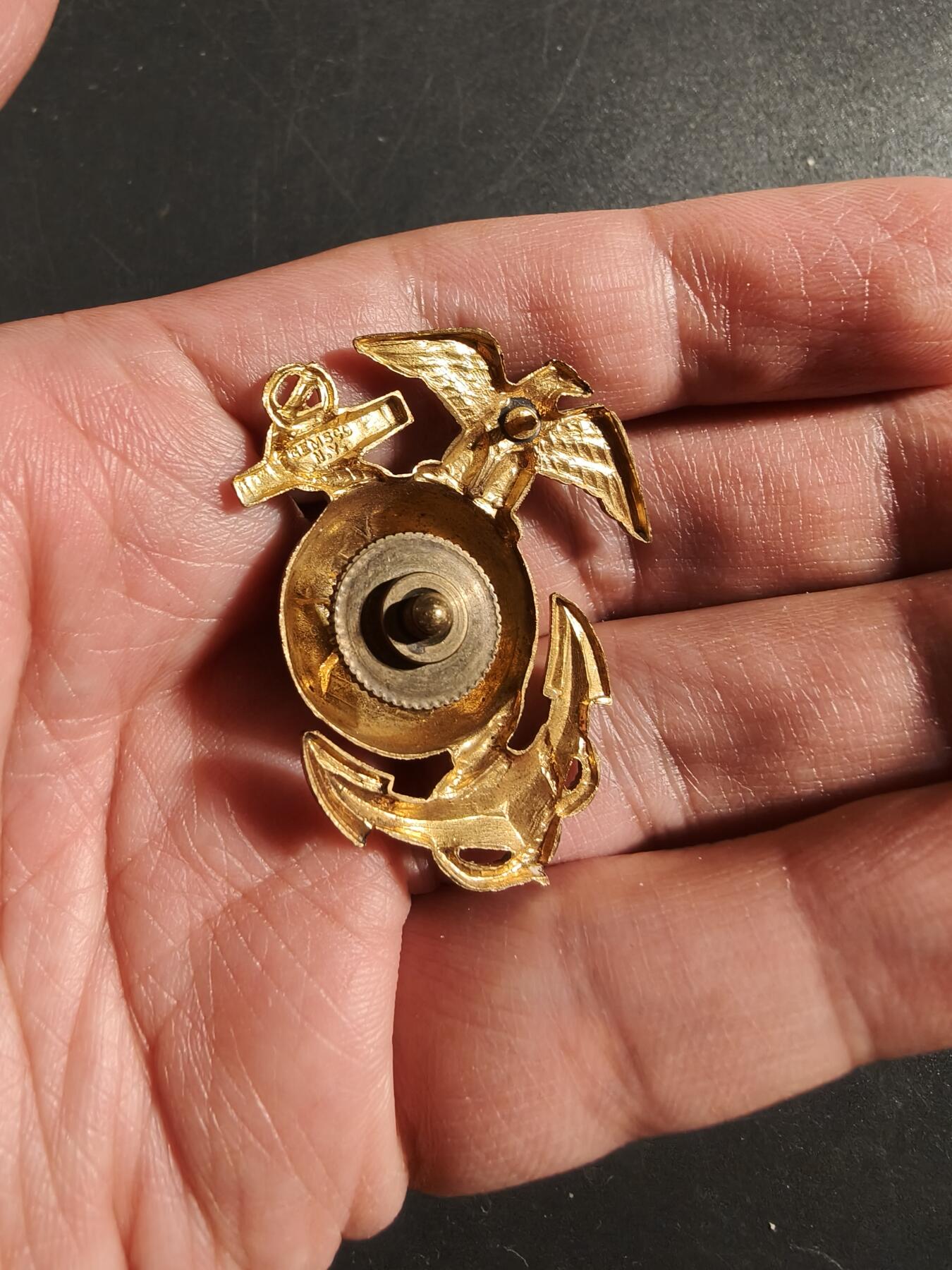 老王徽章第172期 美国海军陆战队大檐帽帽徽    Gemsco厂标