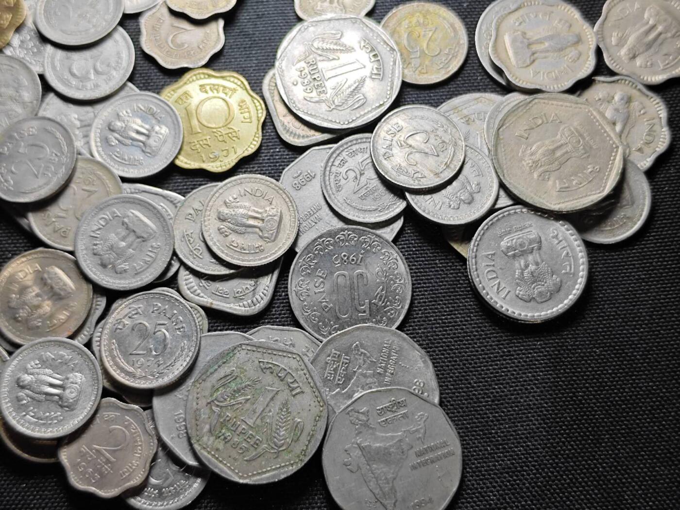 KK钱币收藏小铺 《套币 好品/批量散币专场》  2月预留时间 周末发货  印度一组散币 96枚一组