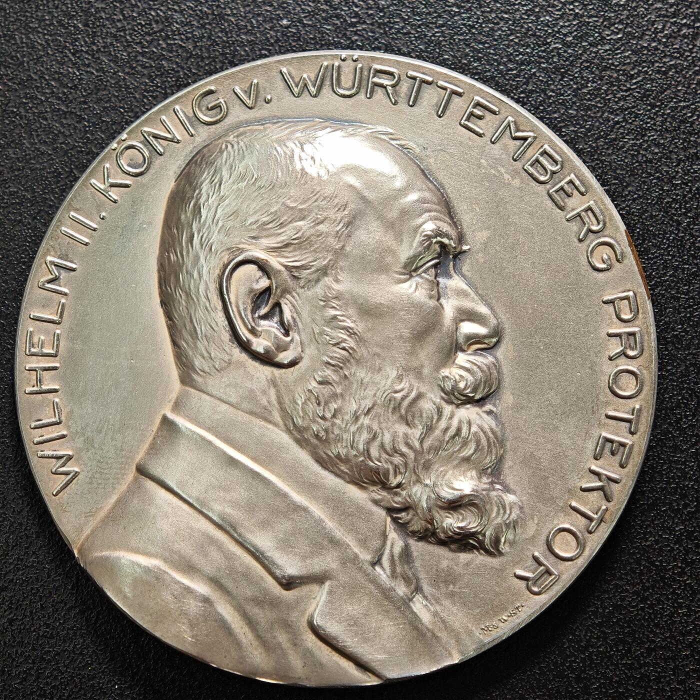 【德藏】世界币章拍卖第159期(元旦专场拍卖) 1911年 德国符腾堡斯图加特德国烘焙、糕点与相关行业博览会纪念镀银大铜章 直径约：60.3mm；重约：85.7g 带盒