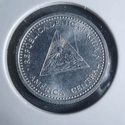 沼泽如烟--第947场 - 尼加拉瓜2007年五分