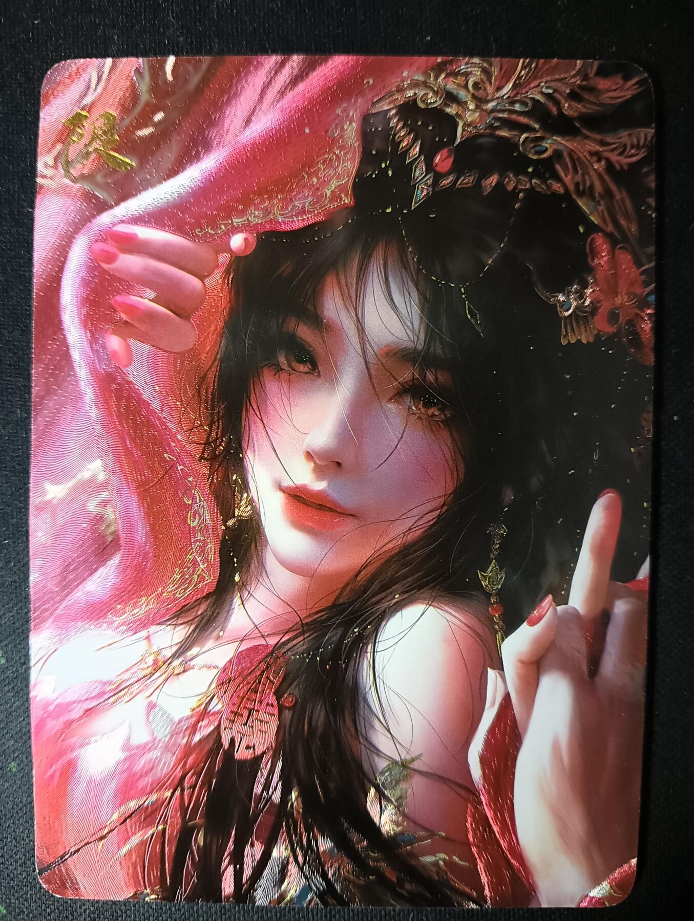 花开卡拍第53期（12月28号周日截拍，品控勿拍!!!拍品不寄存，运费5元，自制卡难免瑕疵，可能存在轻微撞角爆边等出厂瑕疵，品控介意勿拍！） 闲宅造物 限定卡 红嫁衣 1张 粗闪