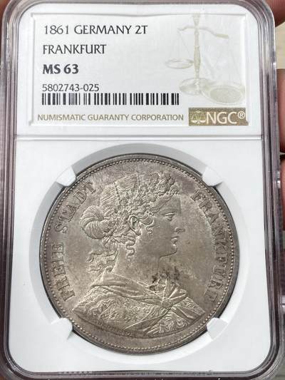 万国钱币拍卖第058期（万国新年大拍） - NGC MS63 1861德国法兰克福自由市少女流通2泰勒 法兰城经典品种 原味纸袋包浆状态极其舒适