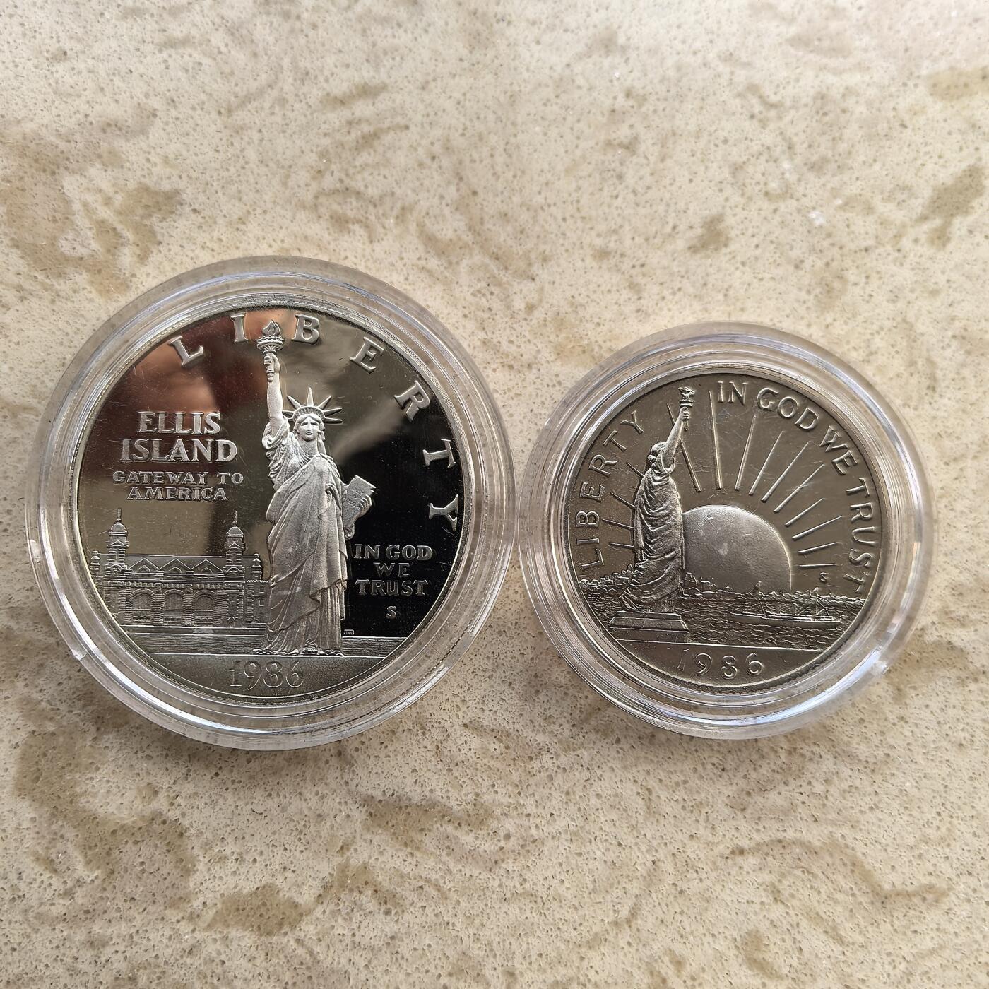 道一币馆币章第一百六十场 原盒证 美国1986年自由女神像落成200周年精制纪念套币两枚 1元银币+50分镍币