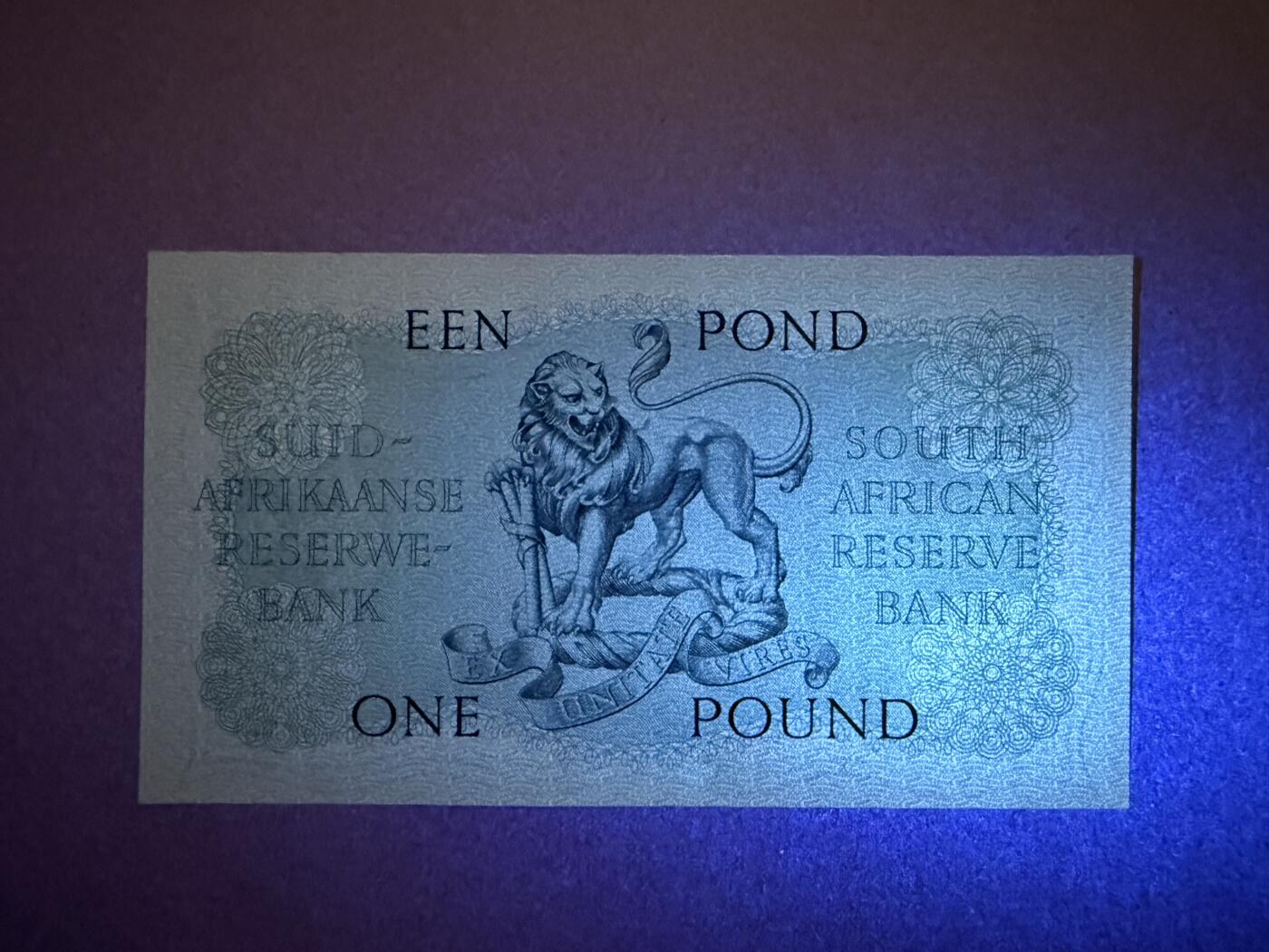 《艾美收藏》第226期-12.28周日外币精品场-蛇年收官 南非1镑 UNC 1955年老版本