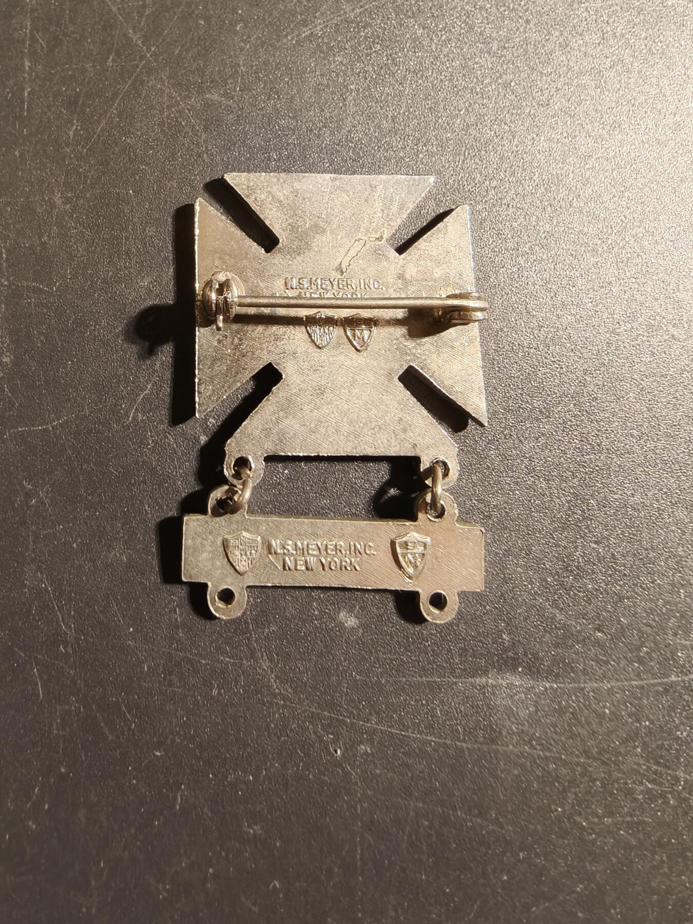 老王徽章第172期 美国陆军神射手技能章     步枪勋条    带厂标    二战时期横针版