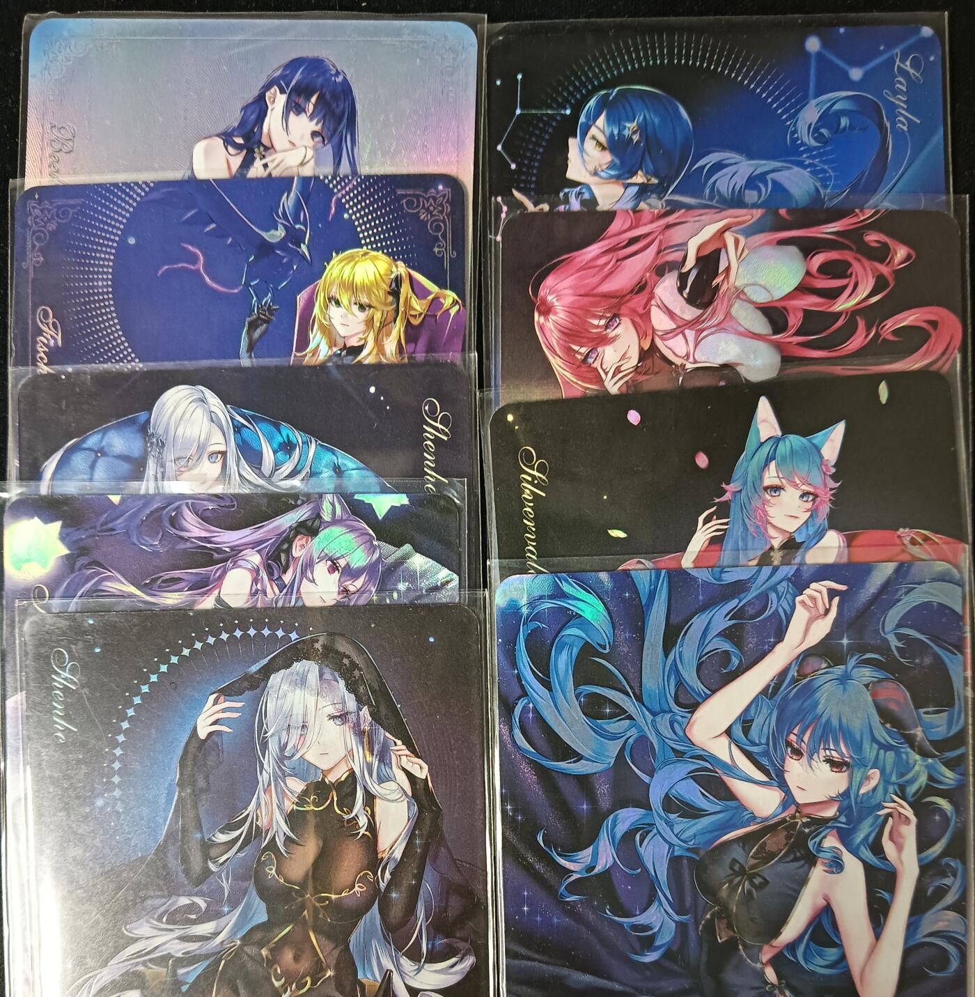 花开卡拍第53期（12月28号周日截拍，品控勿拍!!!拍品不寄存，运费5元，自制卡难免瑕疵，可能存在轻微撞角爆边等出厂瑕疵，品控介意勿拍！） 驴歪歪卡牌 晚礼服美女01 1套9张 彩闪