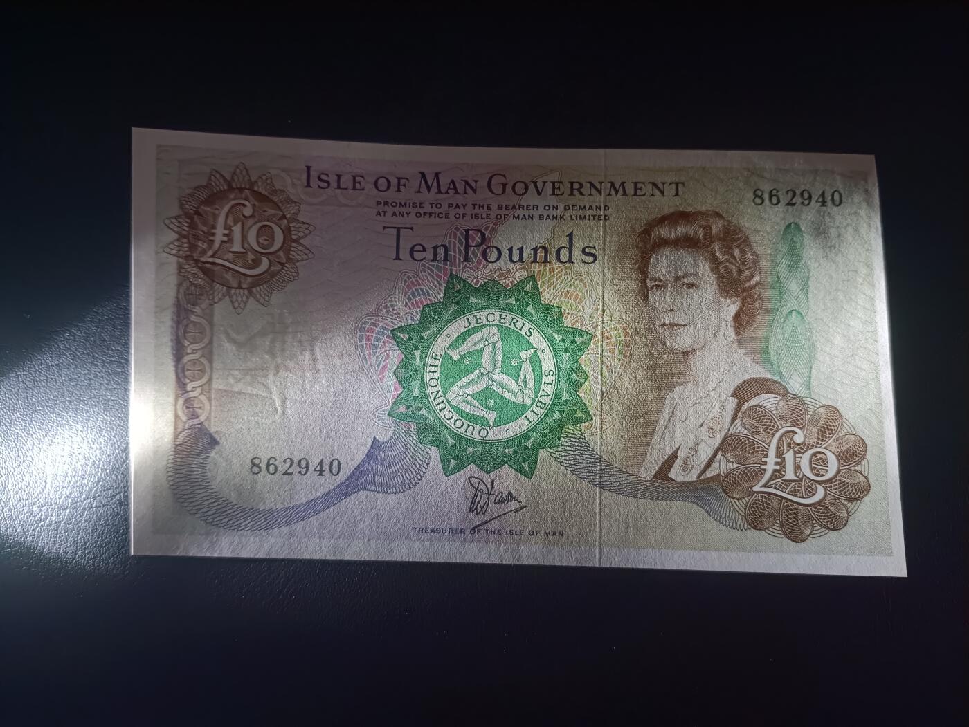 2026首期，总第211期 马恩岛1972版10镑AUNC，嘉德大勋章女王和19世纪的匹尔堡