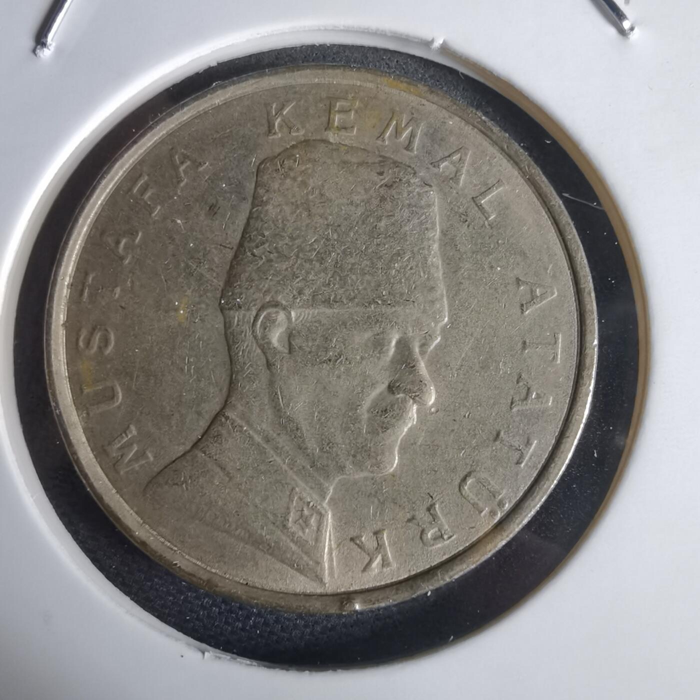 沼泽如烟--第949场 土耳其1999年10万里拉