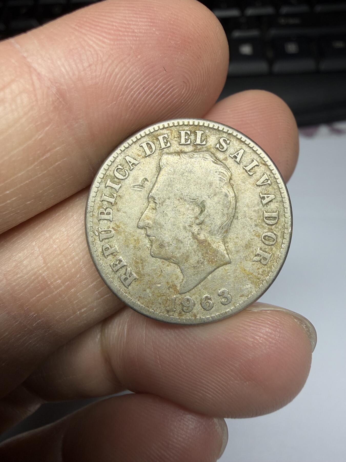 2025年集古藏今外币拍卖第十一期-第5场—（总第295拍），可以寄存60天，满160元包邮。 1943年萨尔瓦多5分