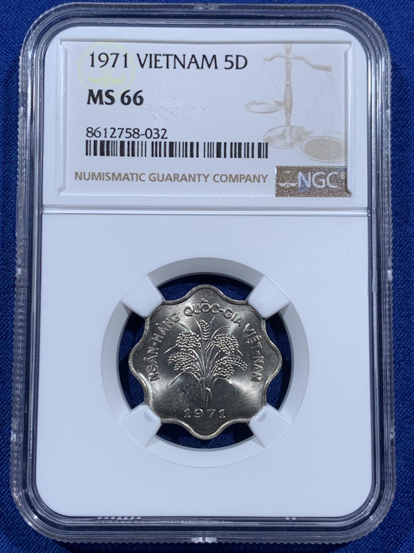 《竞宝斋》第452场 周日，周一 2场连拍 （全场包邮，欢迎送拍）