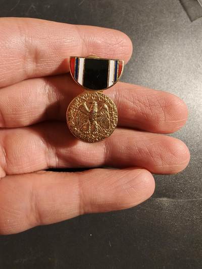 老王徽章第172期 - 美国荣誉战俘纪念章徽章