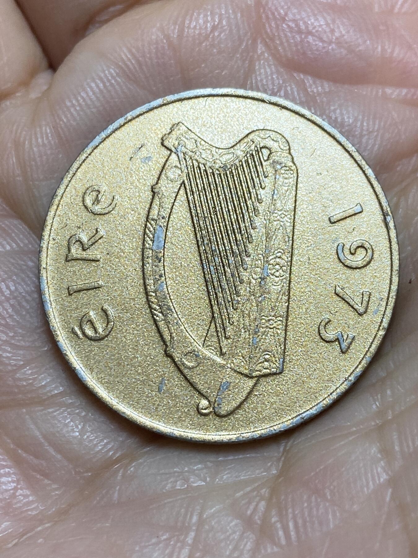 2026年第一场(总第一百七十场）外国好品散币场(免佣金) 有金色镀层–爱尔兰🇮🇪1973年10便士(共和国时期第二套第一版)