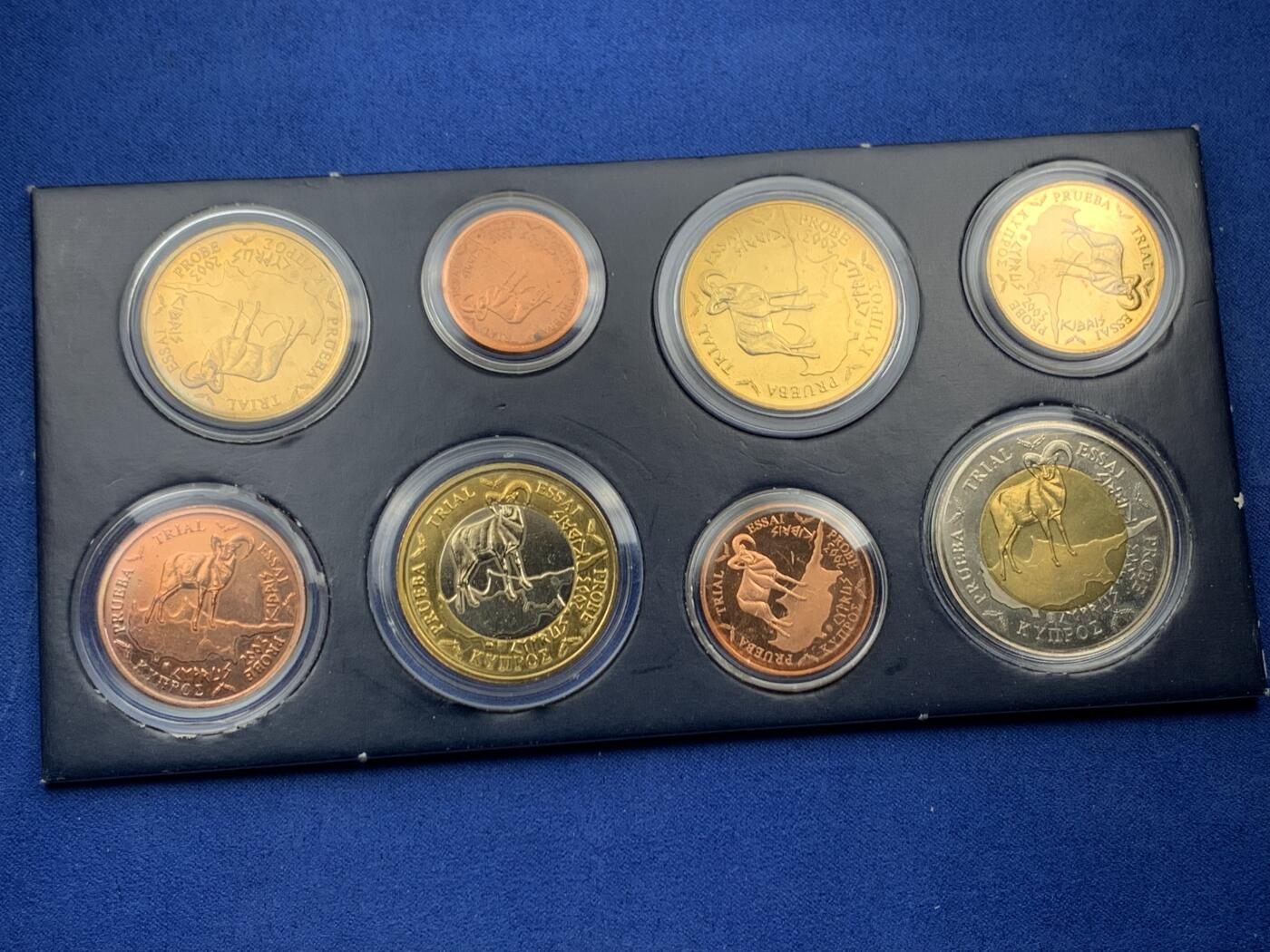 《竞宝斋》第452场 周日，周一 2场连拍 （全场包邮，欢迎送拍） 塞浦路斯2003年加厚欧元样币 8枚装 带原证书