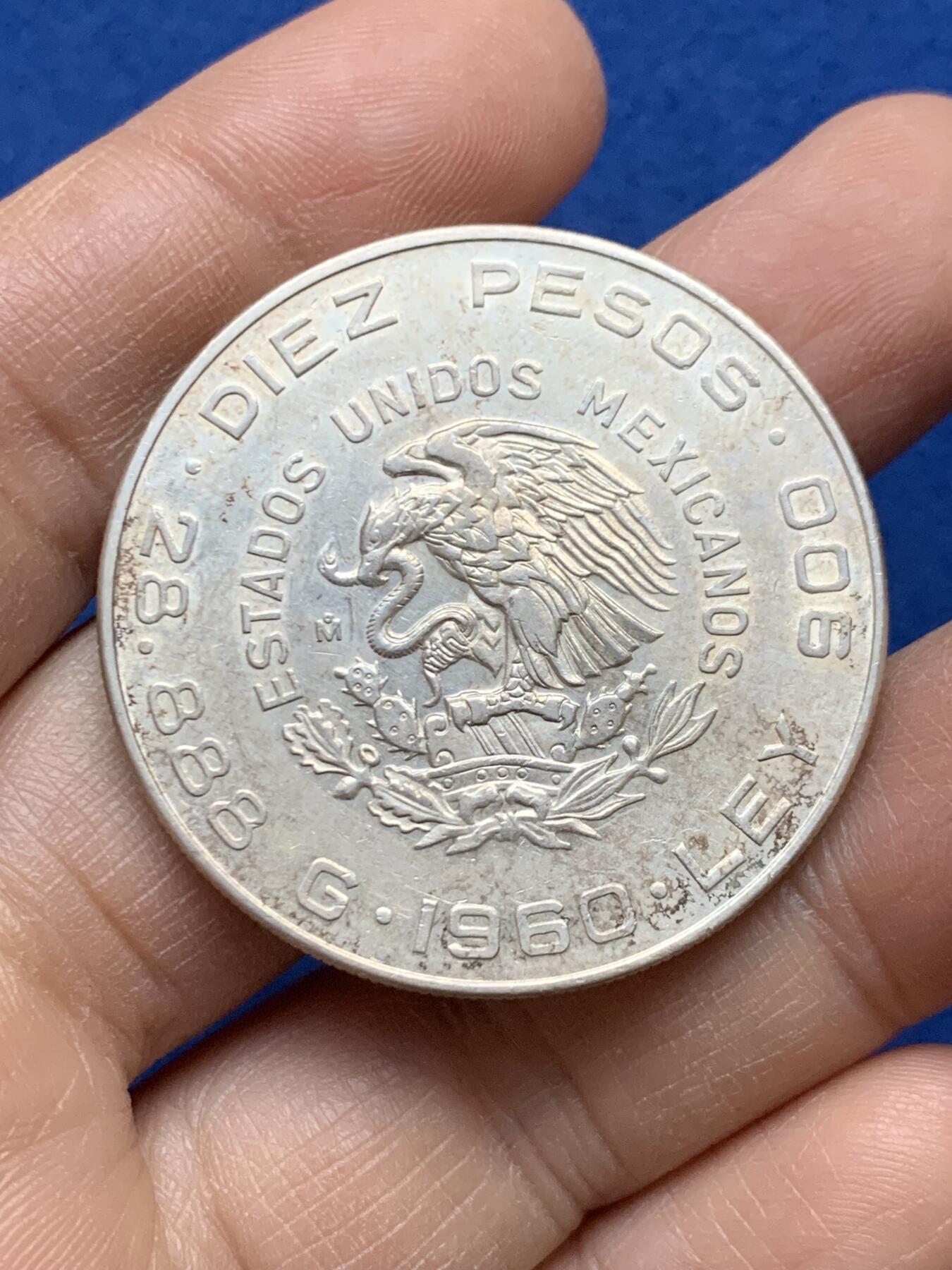 《竞宝斋》第452场 周日，周一 2场连拍 （全场包邮，欢迎送拍） 墨西哥 1960年 百年独立纪念 10比索大银币