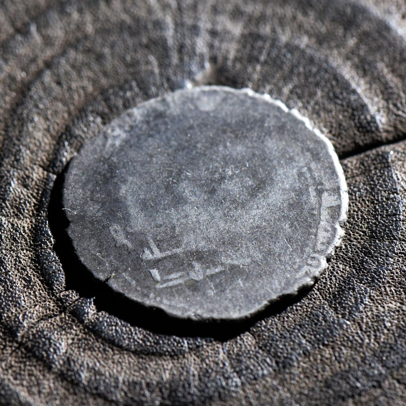 【良泉】第45期【直播场】1月15日晚19.30点开拍！ 208组，西方古代钱币、丝路古珠杂项专场 【藏家出品B】公元10-11世纪，白益王朝，第尔汗银币，5.45克