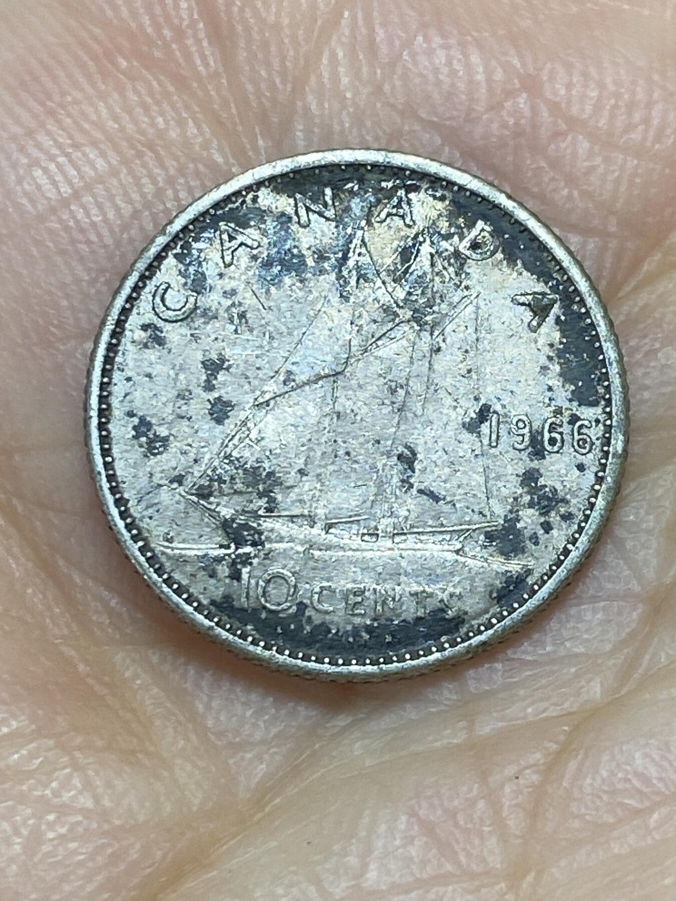 2026年第一场(总第一百七十场）外国好品散币场(免佣金) 加拿大🇨🇦1966年10分银币(伊丽莎白二世中年花冠第一版，关门年仅发行2年，800高银)