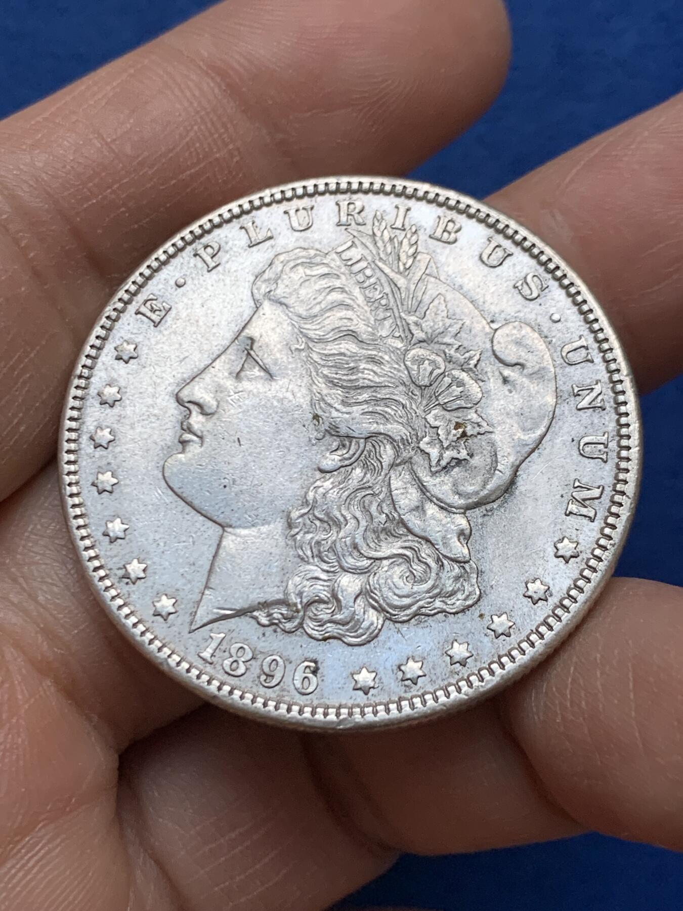 《竞宝斋》第452场 周日，周一 2场连拍 （全场包邮，欢迎送拍） 美国1896年摩根1美元银币