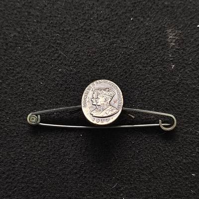 【全场包邮】纯粹捡漏拍490场（免费代拍第27场） - 【杂件】英国1937年乔治六世加冕胸针